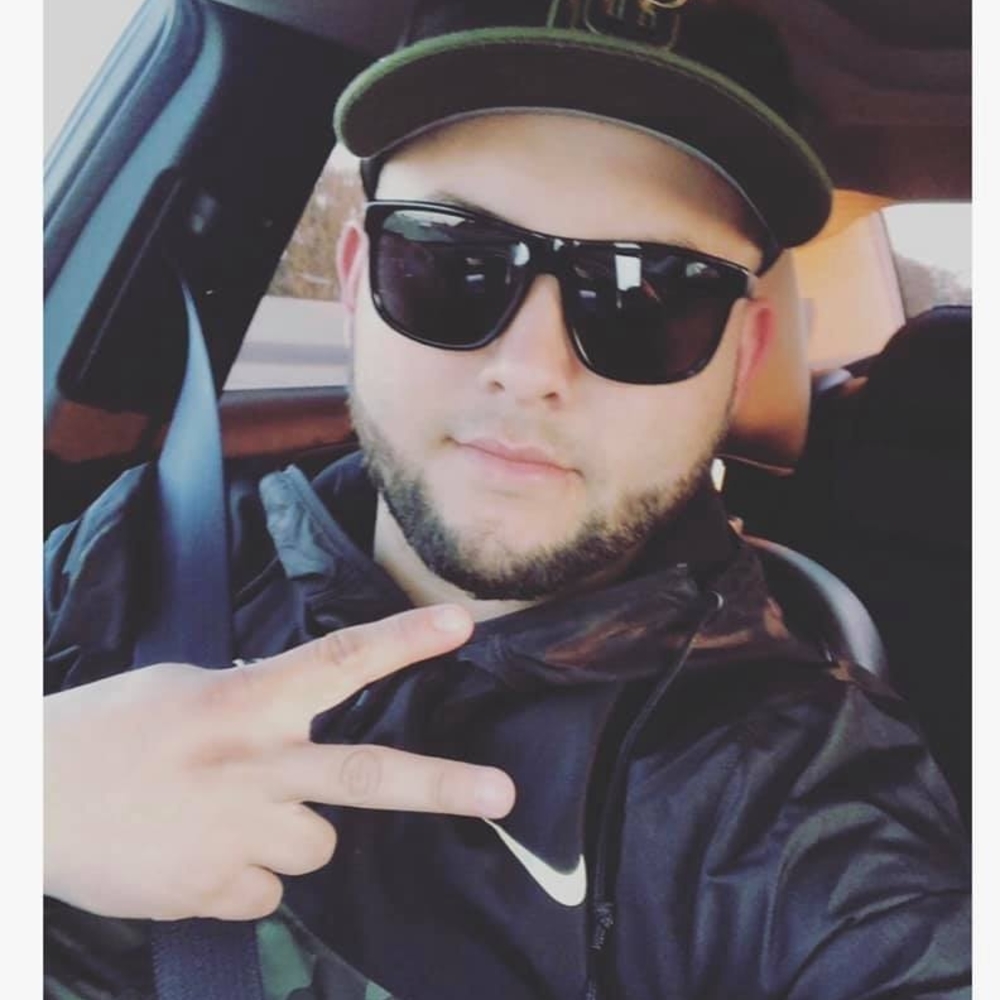 Meet your Posher, Guillermo